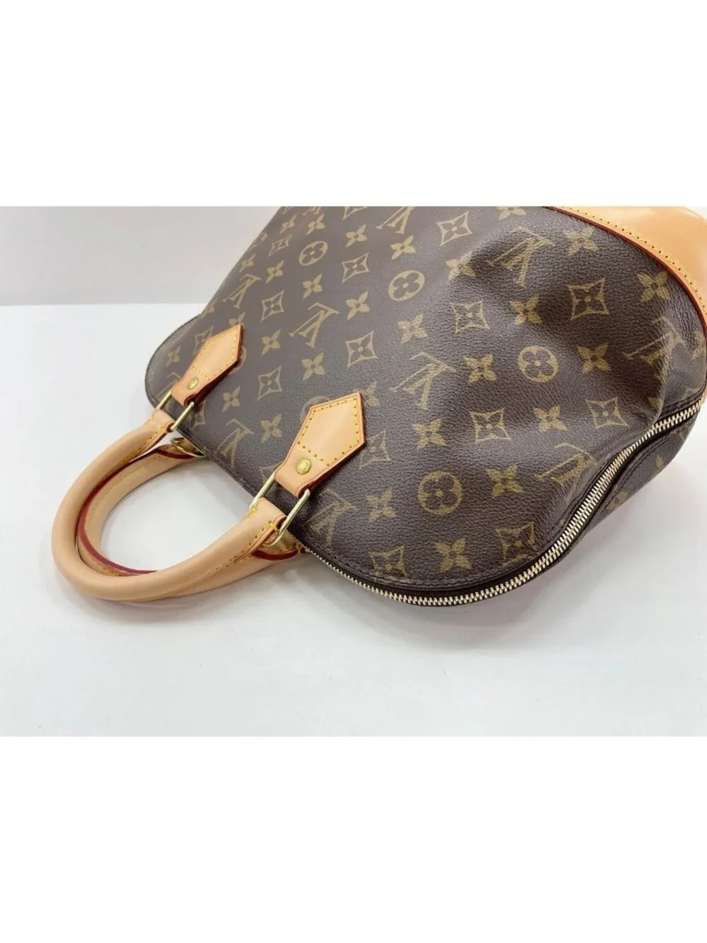Louis Vuitton Handbag Alma